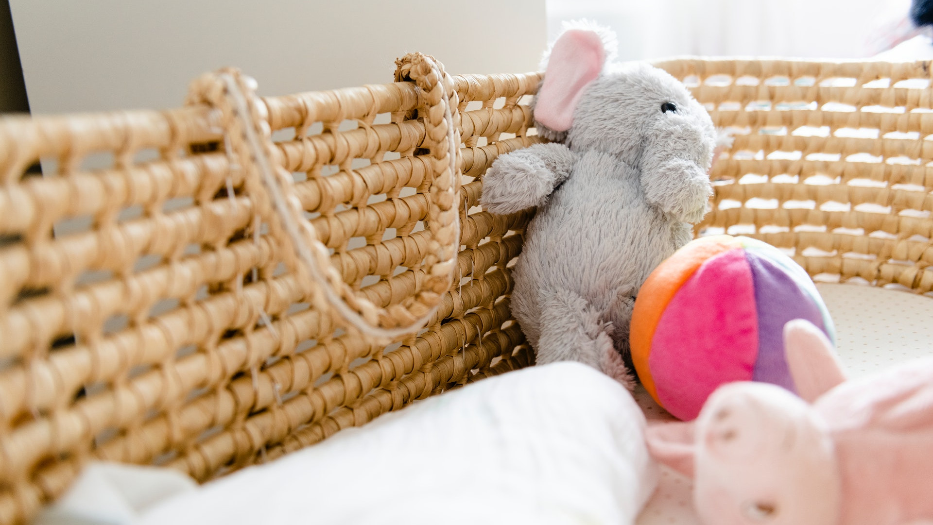 8 gorgeous nursery ideas to steal for your baby girl