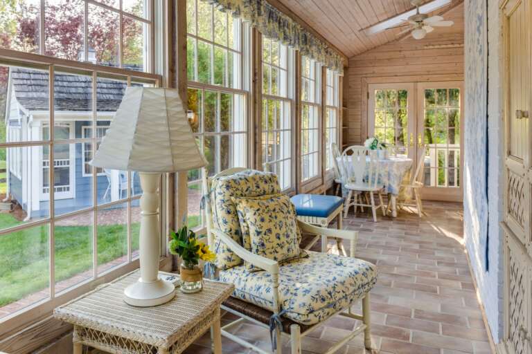 How to achieve the farmhouse look in your living room with IKEA