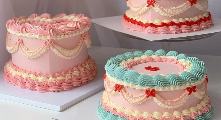 Make your home look like a retro cake on Instagram