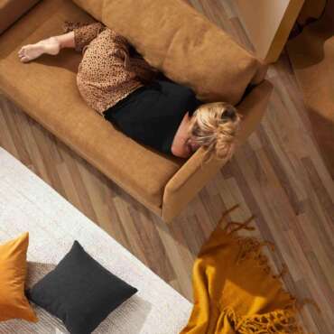 How to alter your couch if you have an uncomfortable one
